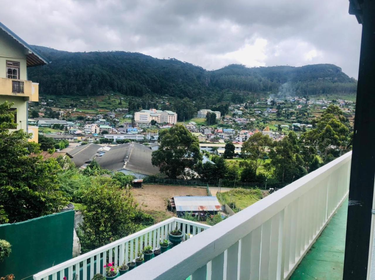Hikers Inn Nuwara Eliya Eksteriør billede